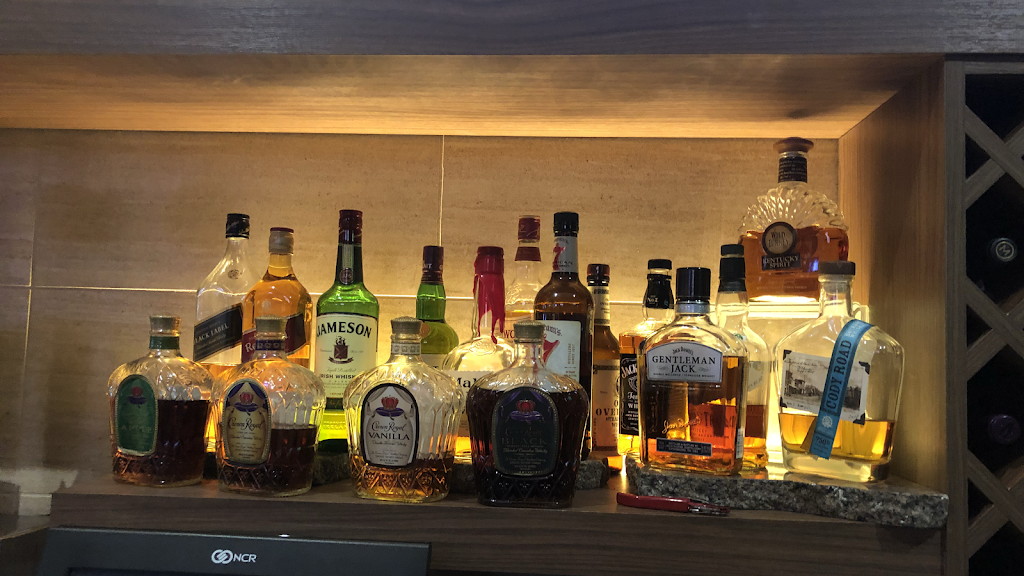 Hy-Vee Market Grille Cedar Rapids | restaurant | 5050 Edgewood Rd NE #6613, Cedar Rapids, IA 52411, USA | 3193782945 OR +1 319-378-2945