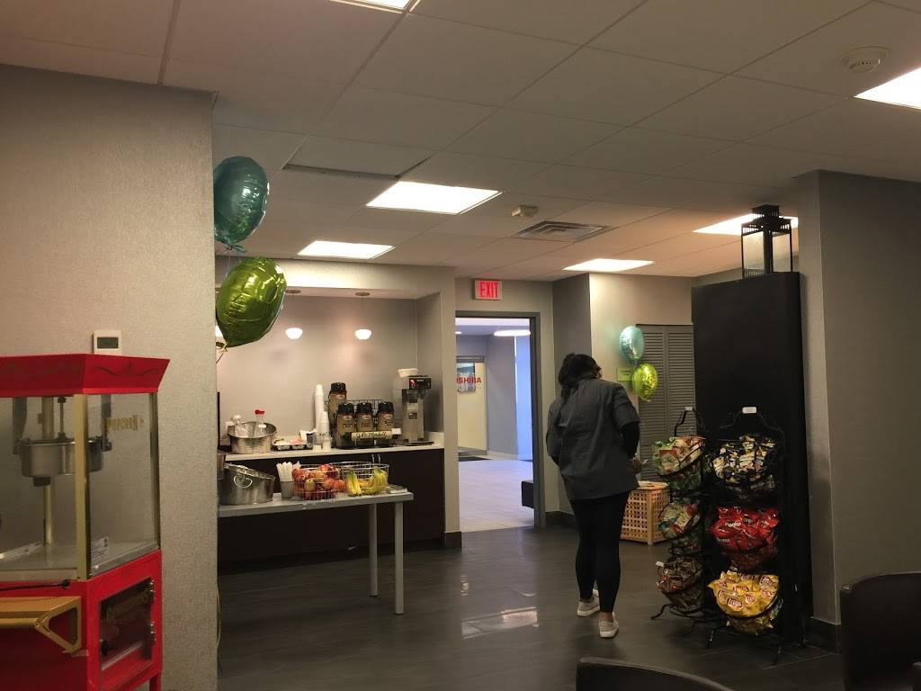 The Gourmet Xchange | restaurant | 900 Rt 9 North, Woodbridge, NJ 07095, USA | 7326367784 OR +1 732-636-7784