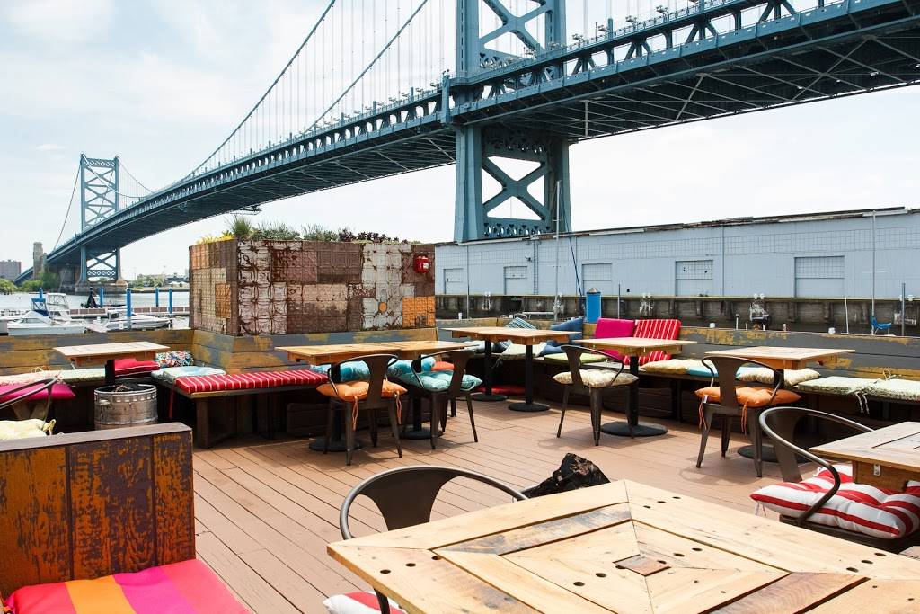 Morgans Pier | restaurant | 221 N Christopher Columbus Blvd, Philadelphia, PA 19123, USA | 2152797134 OR +1 215-279-7134