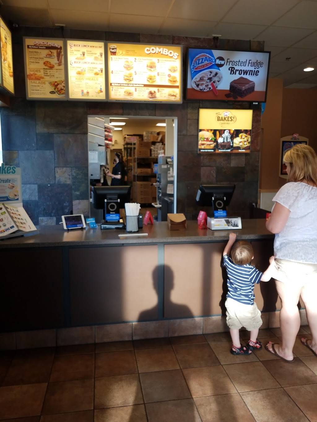 Dairy Queen Grill & Chill | restaurant | 4050 Cascades Blvd Unit A, Kent, OH 44240, USA | 3309686155 OR +1 330-968-6155