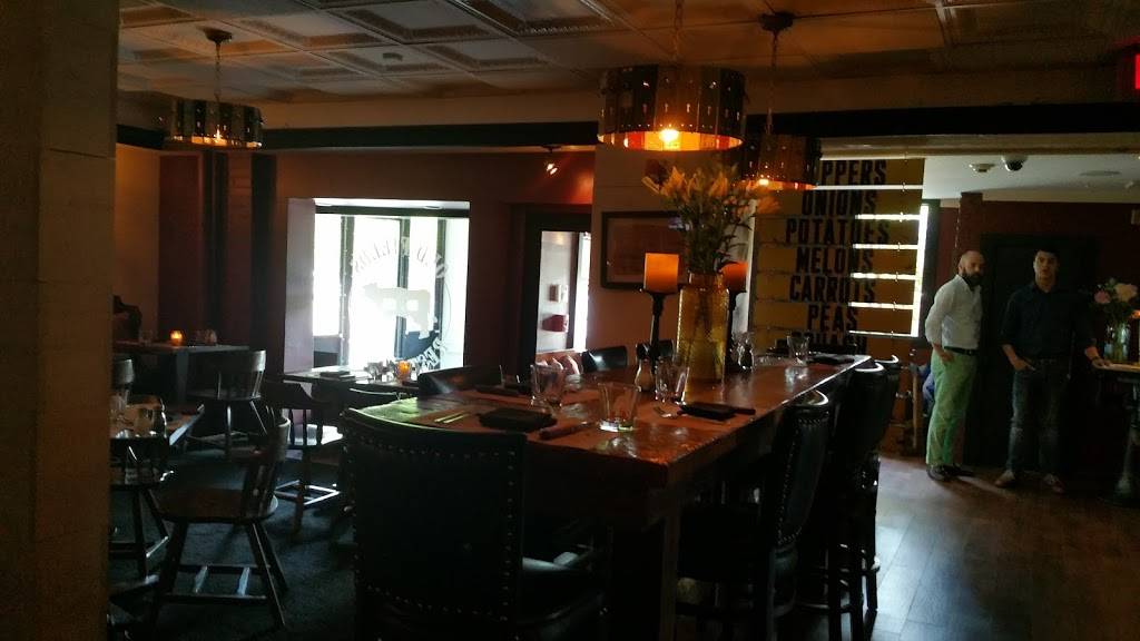 Old Fields Restaurant Port Jefferson | restaurant | 318 Wynn Ln, Port Jefferson, NY 11777, USA | 6313319200 OR +1 631-331-9200