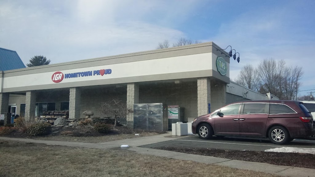 Tops Marketplace | bakery | 887 Meriden-Waterbury Turnpike, Plantsville, CT 06479, USA | 8606215837 OR +1 860-621-5837