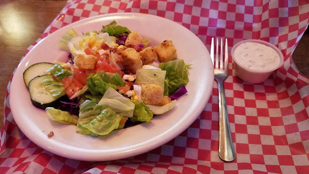 Famous Daves Bar-B-Que | restaurant | 6925 Camino Arroyo, Gilroy, CA 95020, USA | 4088421400 OR +1 408-842-1400