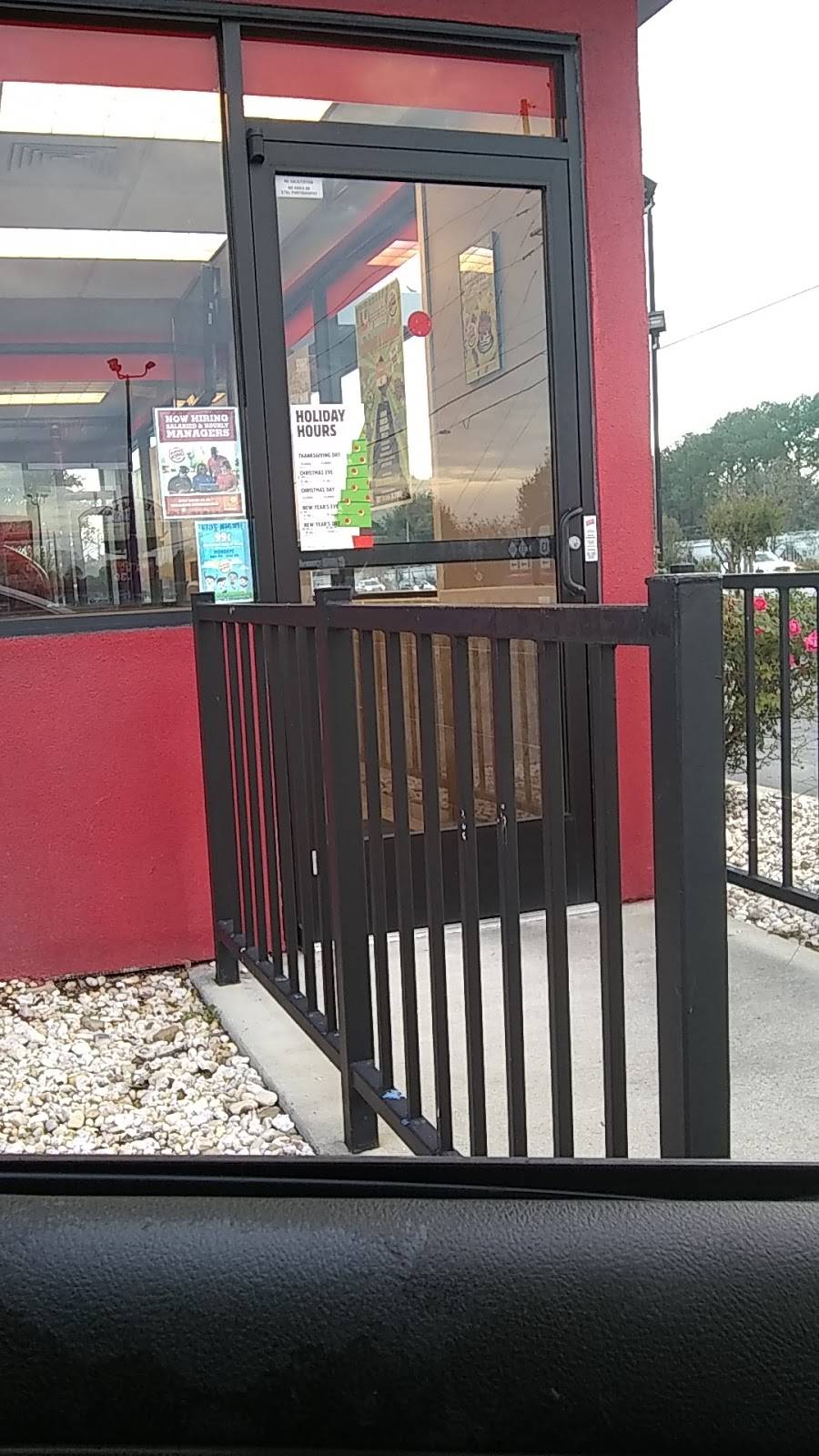 Burger King | restaurant | 2401 N Memorial Dr, Greenville, NC 27834, USA | 2527586668 OR +1 252-758-6668