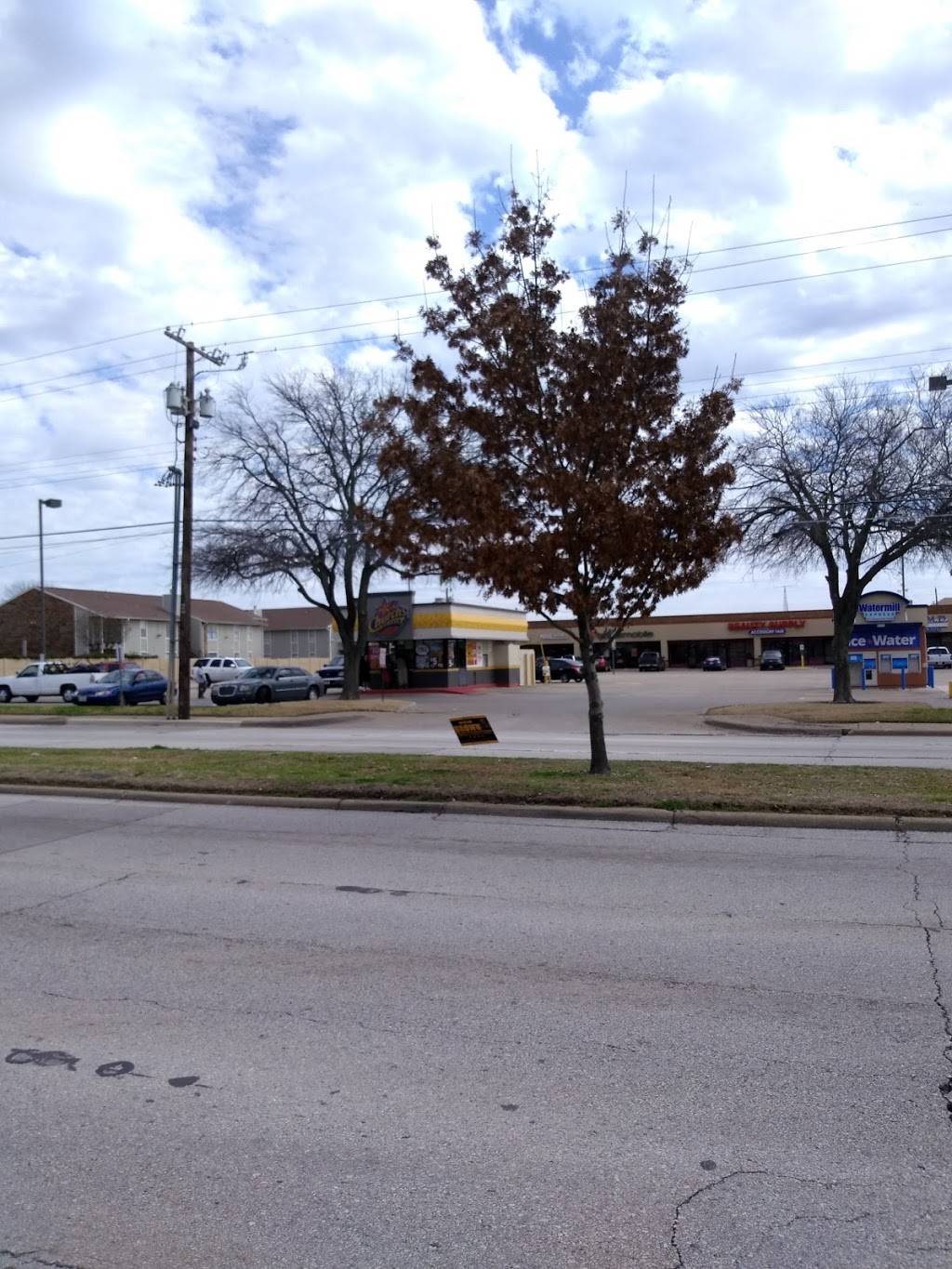Churchs Chicken | restaurant | 8080 Ferguson Rd, Dallas, TX 75228, USA | 2143283570 OR +1 214-328-3570