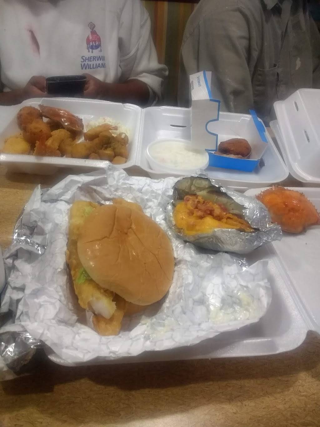 Captain Ds | restaurant | 6740 103rd St, Jacksonville, FL 32210, USA | 9047721409 OR +1 904-772-1409