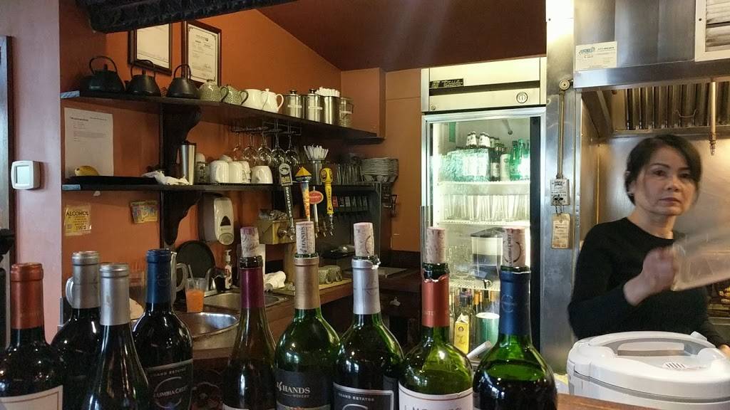 Thai Ginger - Factoria | restaurant | 3717 Factoria Blvd SE, Bellevue, WA 98006, USA | 4256414008 OR +1 425-641-4008