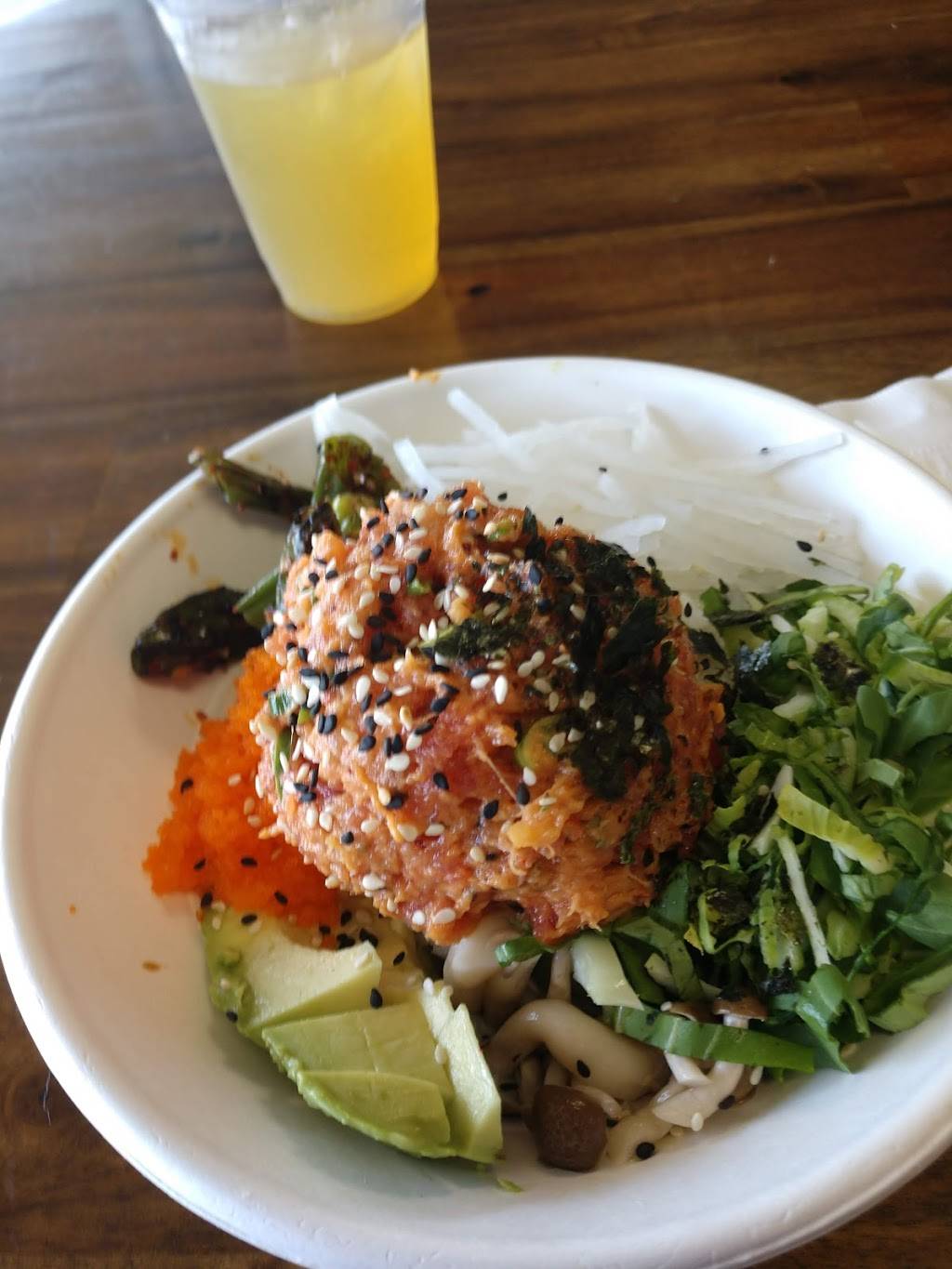 Chula Seafood | restaurant | 8015 E Roosevelt St, Scottsdale, AZ 85257, USA | 4806215121 OR +1 480-621-5121