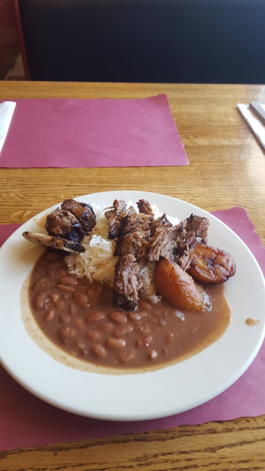 Mainha | restaurant | 160 Memorial Dr, Avon, MA 02322, USA | 5085835900 OR +1 508-583-5900