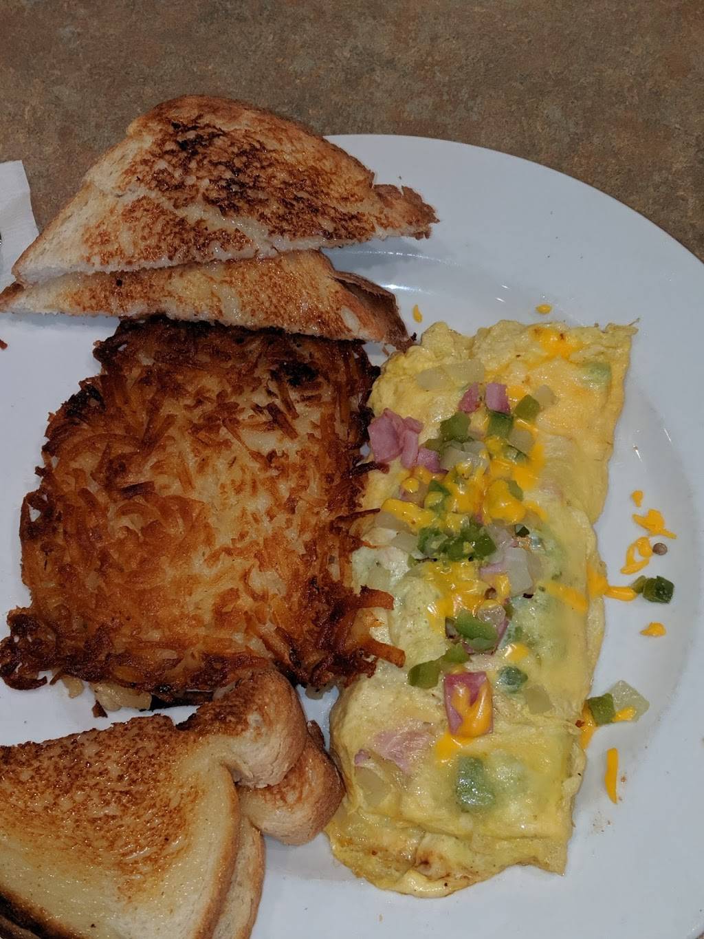 Travelers Inn Restaurant | restaurant | 511 Broadway St, Alexandria, MN 56308, USA | 3207634000 OR +1 320-763-4000