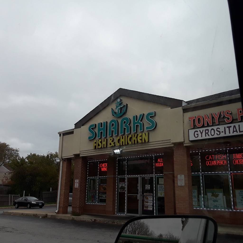 Sharks Fish & Chicken | restaurant | 17455 Kedzie Ave, Hazel Crest, IL 60429, USA | 7083359000 OR +1 708-335-9000