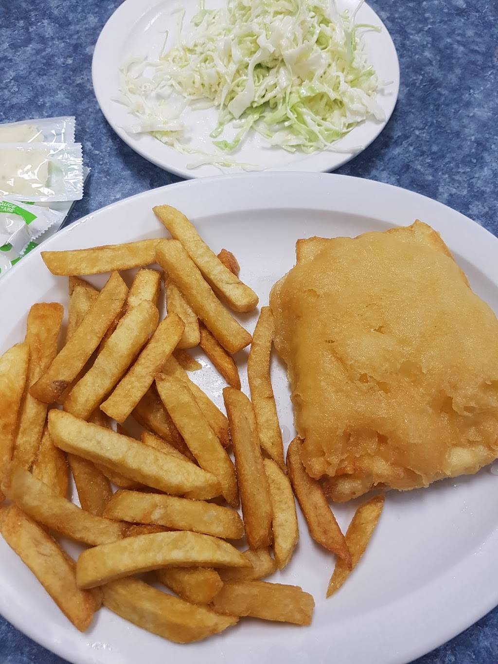 York Fish & Chips | restaurant | 10909 Yonge St, Richmond Hill, ON L4C 3E3, Canada | 9057707787 OR +1 905-770-7787
