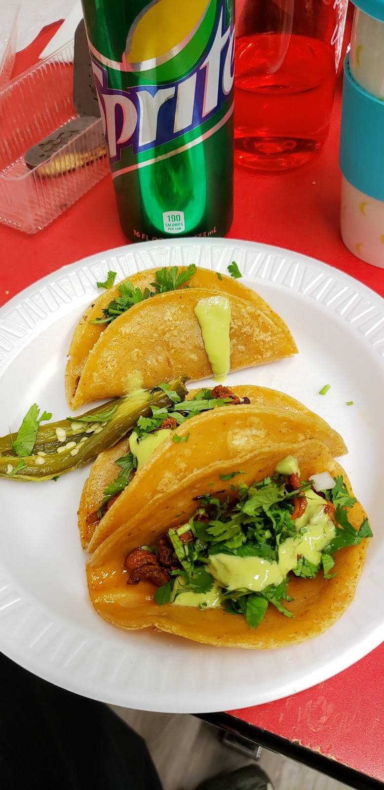 Tres Betos Taqueria | restaurant | 2418 NE 28th St, Fort Worth, TX 76106, USA | 8176241250 OR +1 817-624-1250