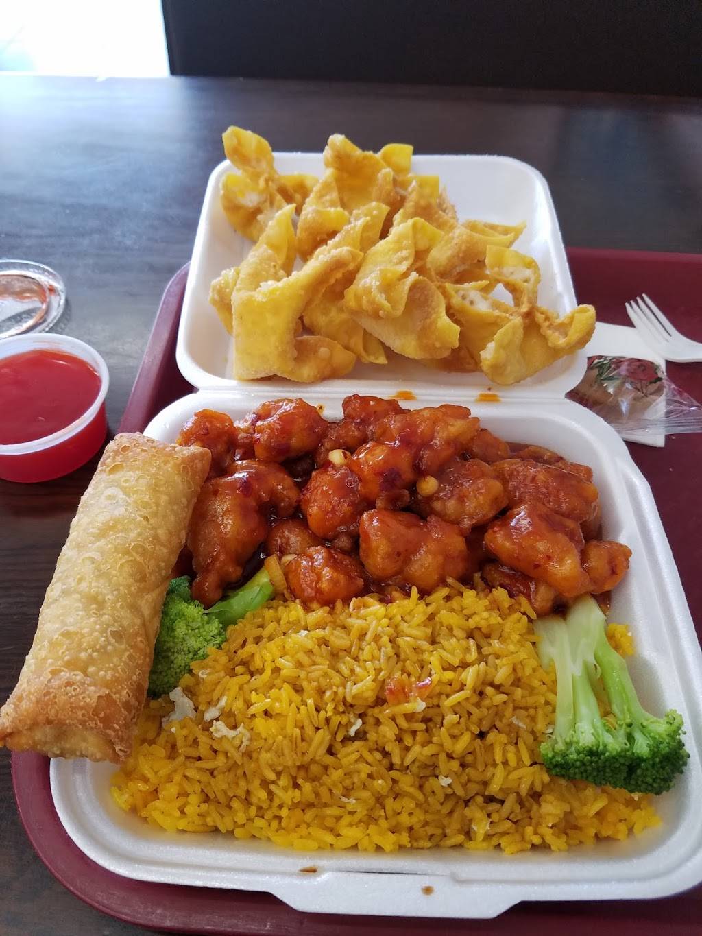 Lucky Dragon | restaurant | 5120 Warm Springs Rd, Columbus, GA 31909, USA | 7065650594 OR +1 706-565-0594