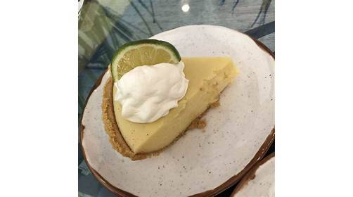 LandShark Bar & Grill Branson | restaurant | 915 Branson Landing Blvd, Branson, MO 65616, USA | 4173855014 OR +1 417-385-5014