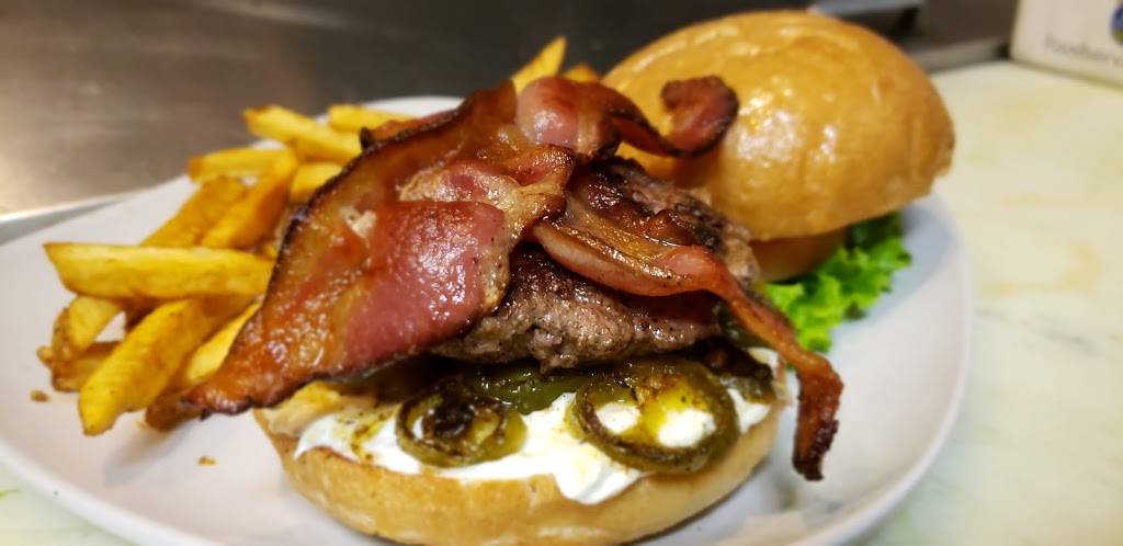 Main Tap Tavern | restaurant | 518 E Main St, El Cajon, CA 92020, USA | 6193341007 OR +1 619-334-1007