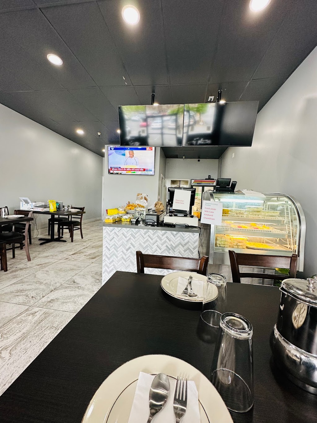 Chaat Paradise Express | restaurant | 2860 Quimby Rd STE 120, San Jose, CA 95148, USA | 4082382790 OR +1 408-238-2790