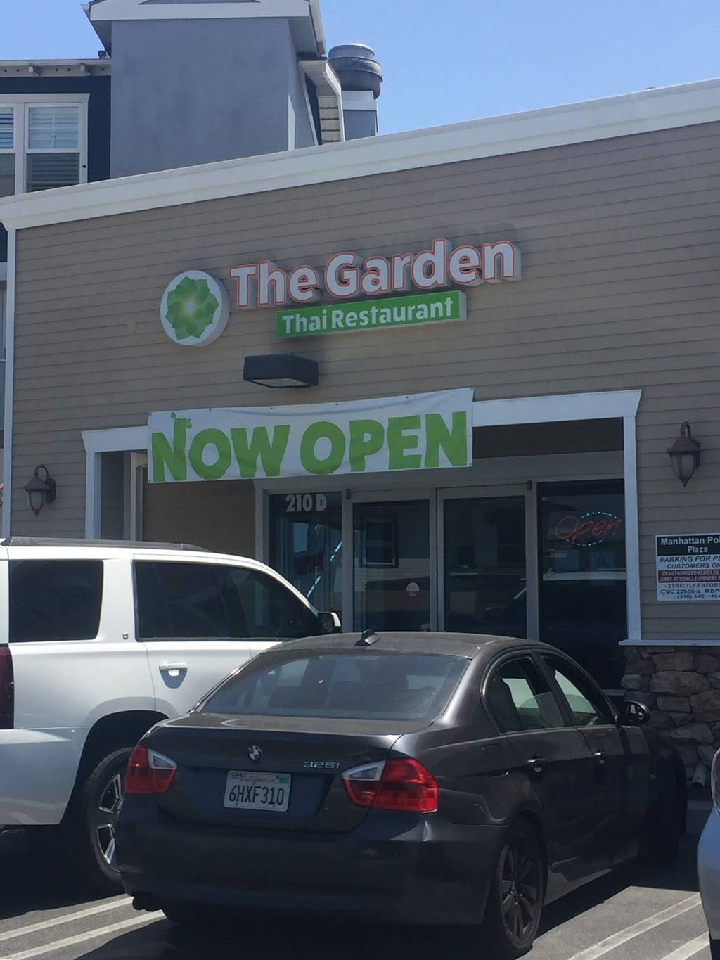 Bobaloca Manhattan Beach | cafe | 210 N Aviation Blvd, Manhattan Beach, CA 90266, USA | 3103767600 OR +1 310-376-7600