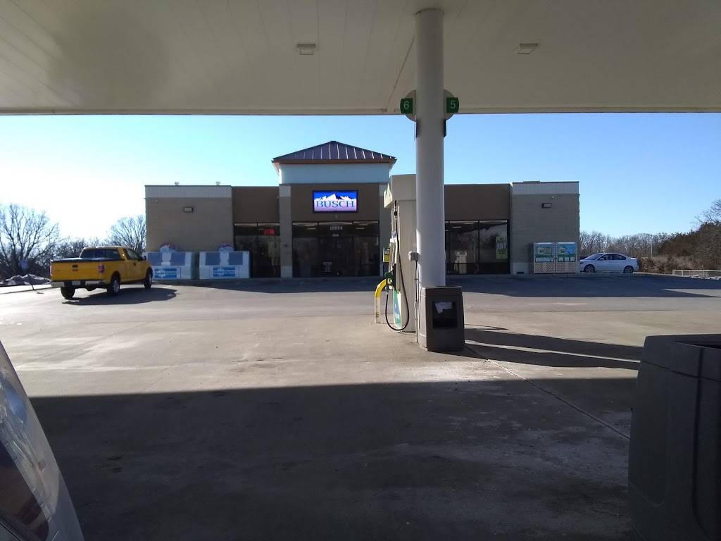 BP | restaurant | 10054 State Rd Y, Dittmer, MO 63023, USA | 6362850181 OR +1 636-285-0181