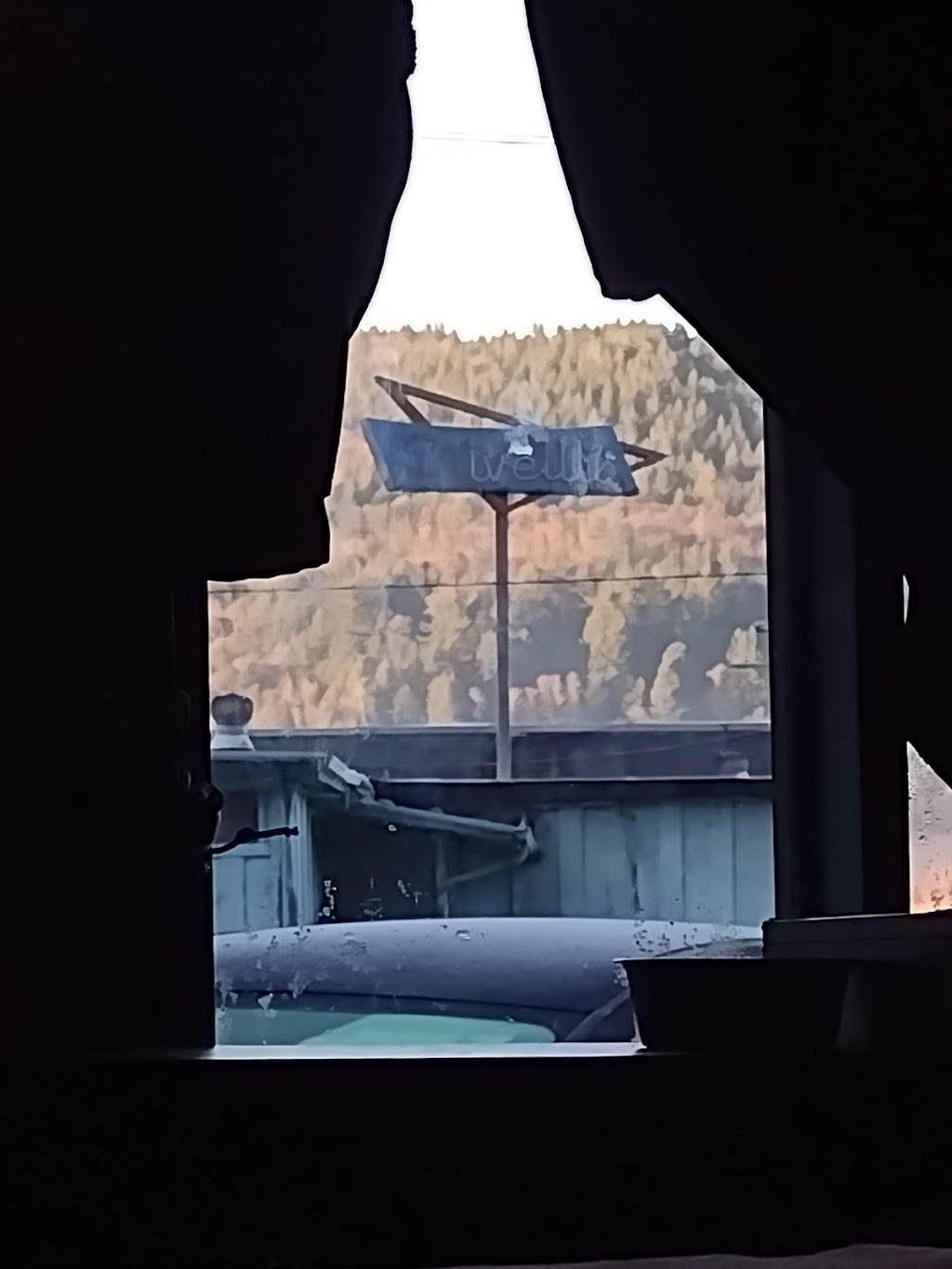 Crivellis Bar | restaurant | 4100 CA-169, Klamath, CA 95548, USA | 7074823713 OR +1 707-482-3713