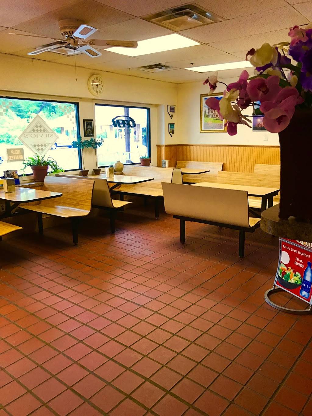 Silvios Pizzeria | restaurant | 256 Salem Rd, Billerica, MA 01821, USA | 9786673361 OR +1 978-667-3361