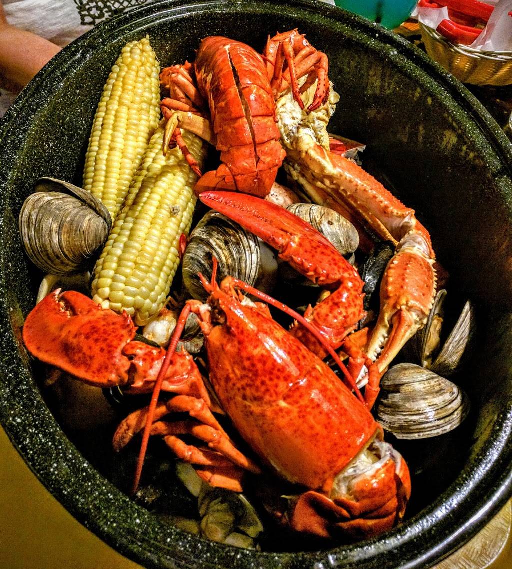 Phillips Crab House | restaurant | 2004 North Philadelphia Avenue, Ocean City, MD 21842, USA | 4102896821 OR +1 410-289-6821
