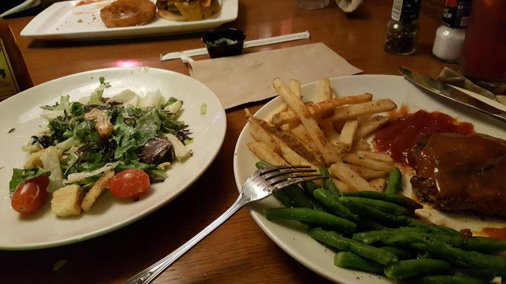 Applebees Grill + Bar | restaurant | 9330 E State Rte 350, Raytown, MO 64133, USA | 8163561055 OR +1 816-356-1055