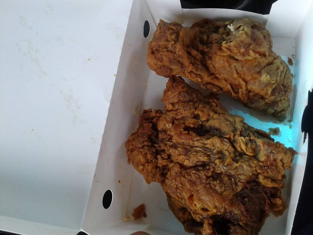 Churchs Chicken | restaurant | 6405 Telephone Rd, Houston, TX 77061, USA | 7136492931 OR +1 713-649-2931