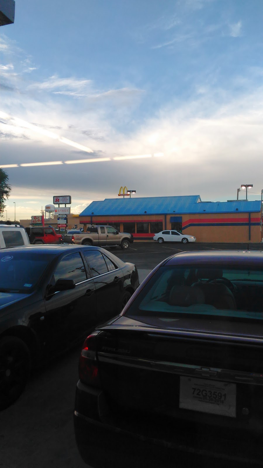 The Burger - Dumas | restaurant | 1517 S Dumas Ave, Dumas, TX 79029, USA | 8069354550 OR +1 806-935-4550