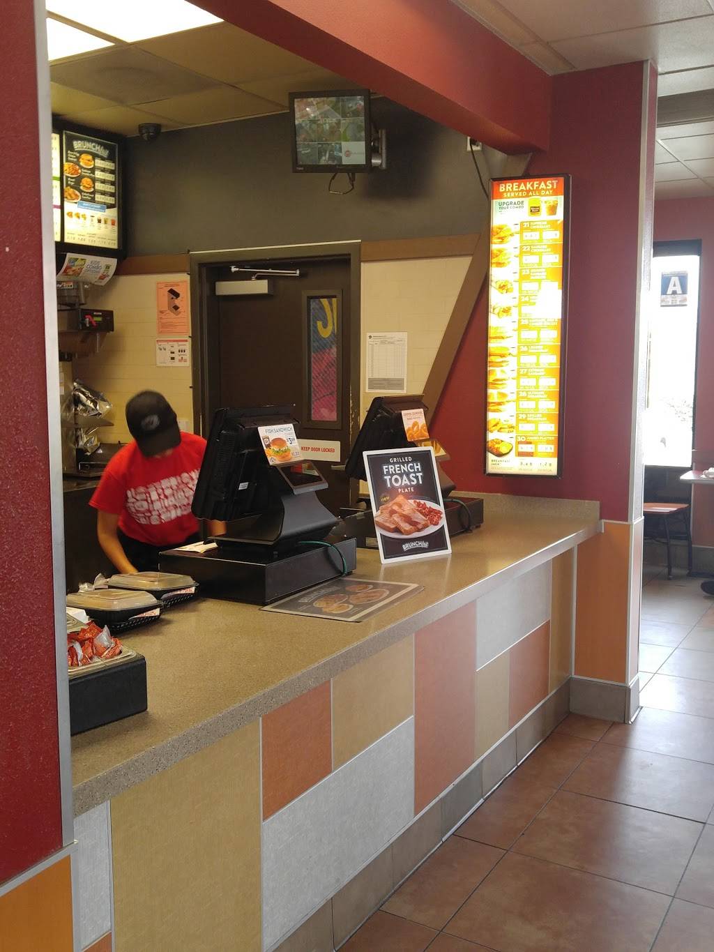 Jack in the Box | restaurant | 4200 Chester Ave, Bakersfield, CA 93301, USA | 6613256323 OR +1 661-325-6323