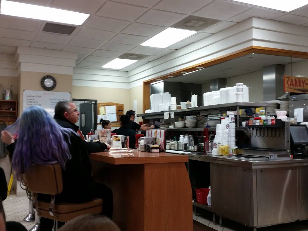 Leos Coney Island | restaurant | 33292 West 12 Mile Road, Farmington Hills, MI 48334, USA | 2484899777 OR +1 248-489-9777