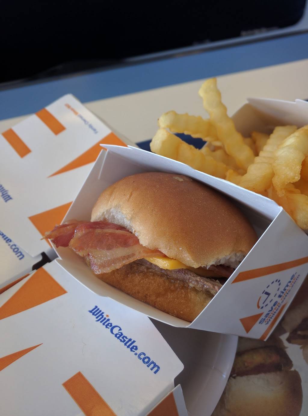 White Castle | restaurant | 1803 W Jefferson St, Joliet, IL 60435, USA | 8157251310 OR +1 815-725-1310