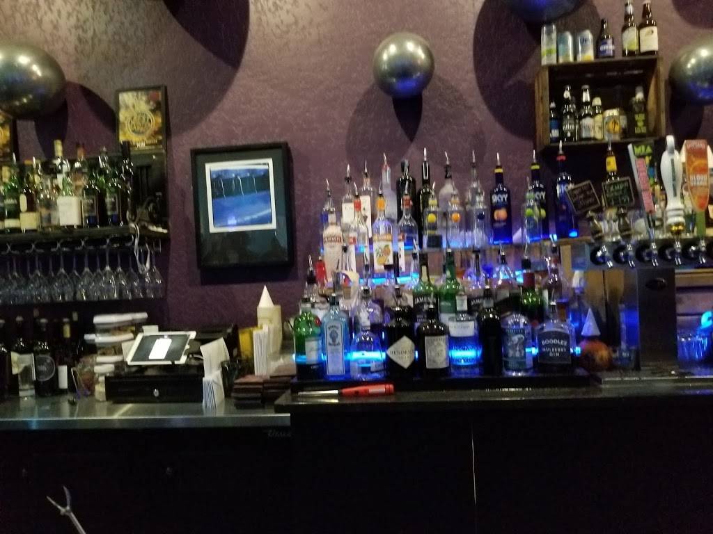 Pilars (Martini) | restaurant | 146 W Plant St #120, Winter Garden, FL 34787, USA | 4073698900 OR +1 407-369-8900