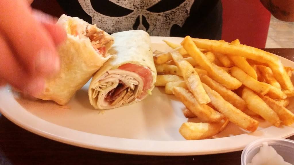 Katis Place | restaurant | 34-40 Oak St, Batavia, NY 14020, USA | 5852504483 OR +1 585-250-4483