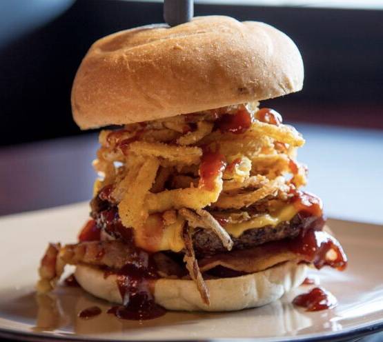 Coaches Burger Bar Lisbon | restaurant | 131 S Market St, Lisbon, OH 44432, USA | 3308704411 OR +1 330-870-4411