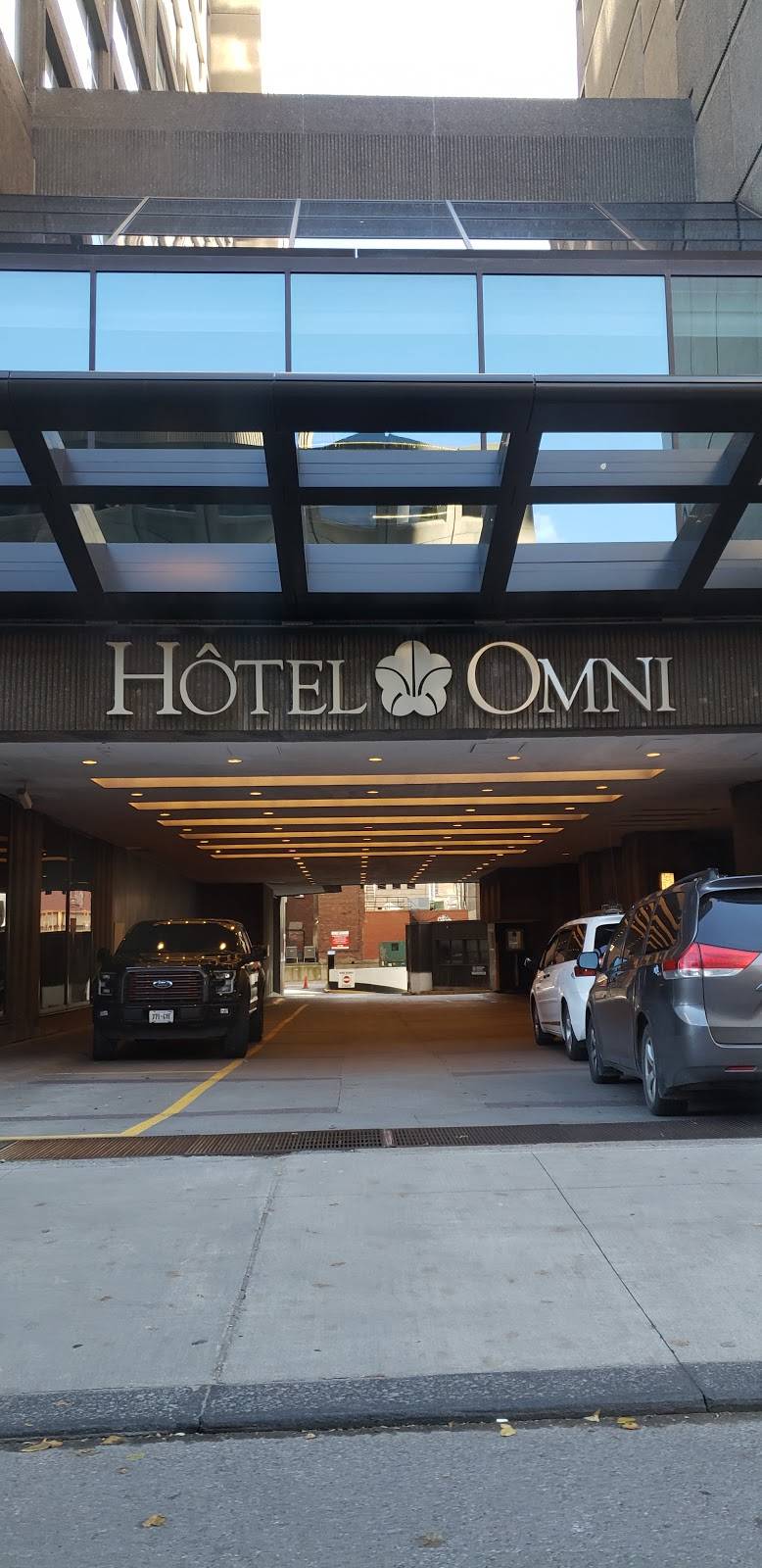 Petit Opus Cafe-Bar | restaurant | 1050 Rue Sherbrooke Ouest, Montréal, QC H3A 2R6, Canada | 5149856252 OR +1 514-985-6252