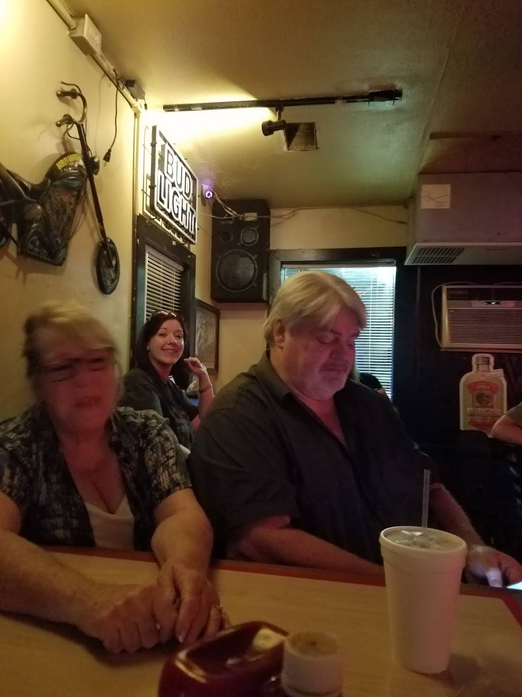 Handlebars | restaurant | 2601 E Main St, Murfreesboro, TN 37127, USA | 6158905661 OR +1 615-890-5661