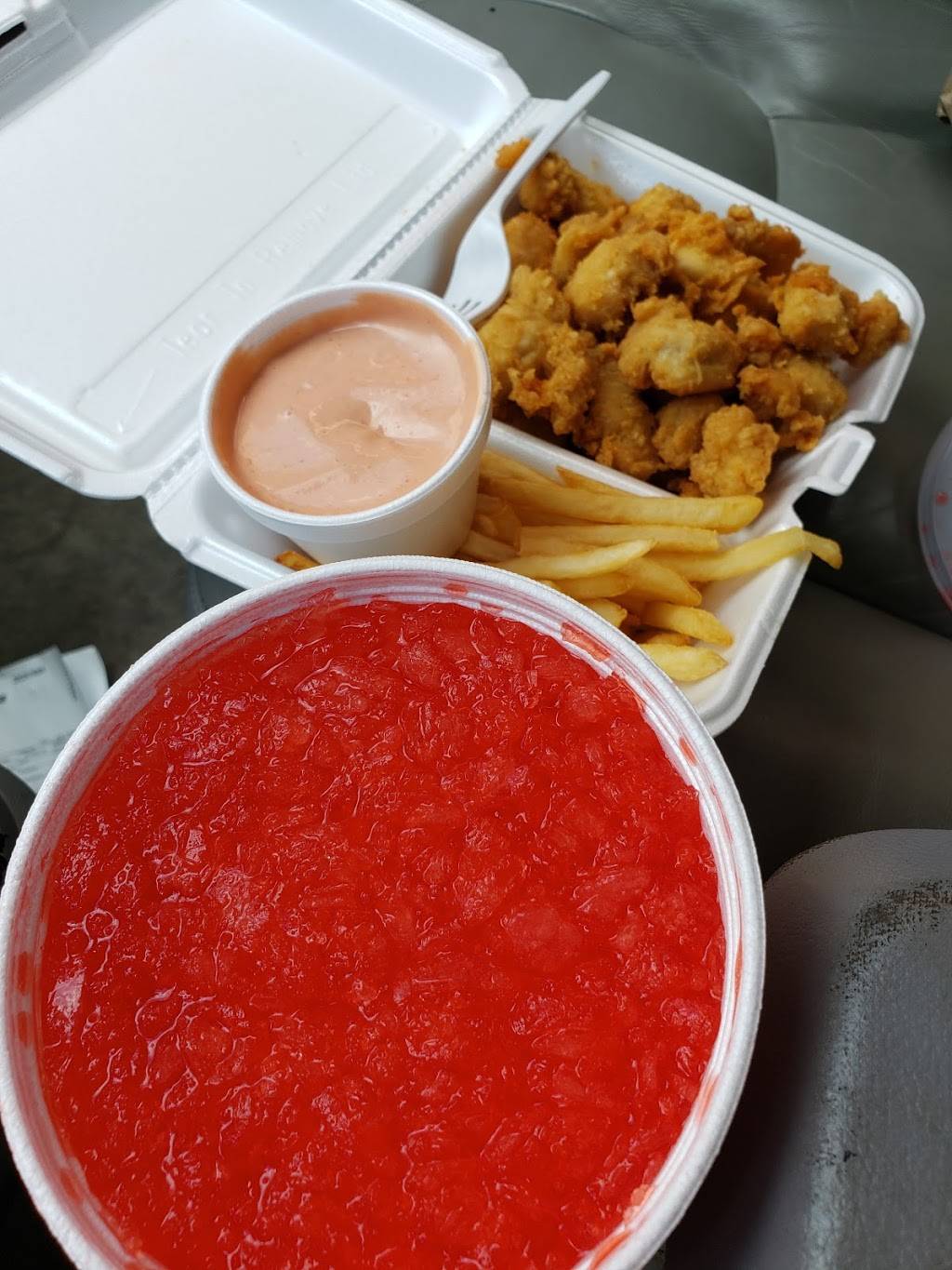 Chicken Box Restaurant | restaurant | 3000 3rd Ave, Richmond, VA 23222, USA | 8042282442 OR +1 804-228-2442