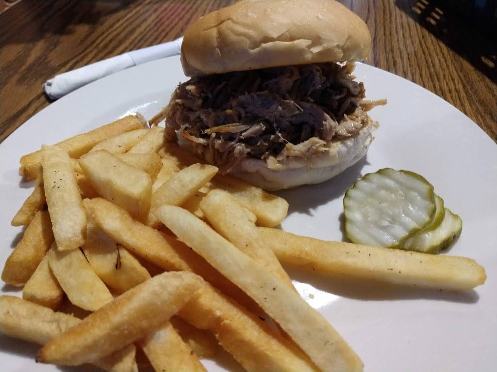 Burgers -N- BBQ Grill | restaurant | 1204 Whitewater Ave, St Charles, MN 55972, USA | 5079328607 OR +1 507-932-8607