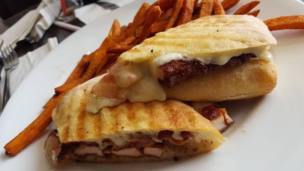 Mamaroneck Diner & Pizza Restaurant | restaurant | 405 E Boston Post Rd, Mamaroneck, NY 10543, USA | 9146983564 OR +1 914-698-3564