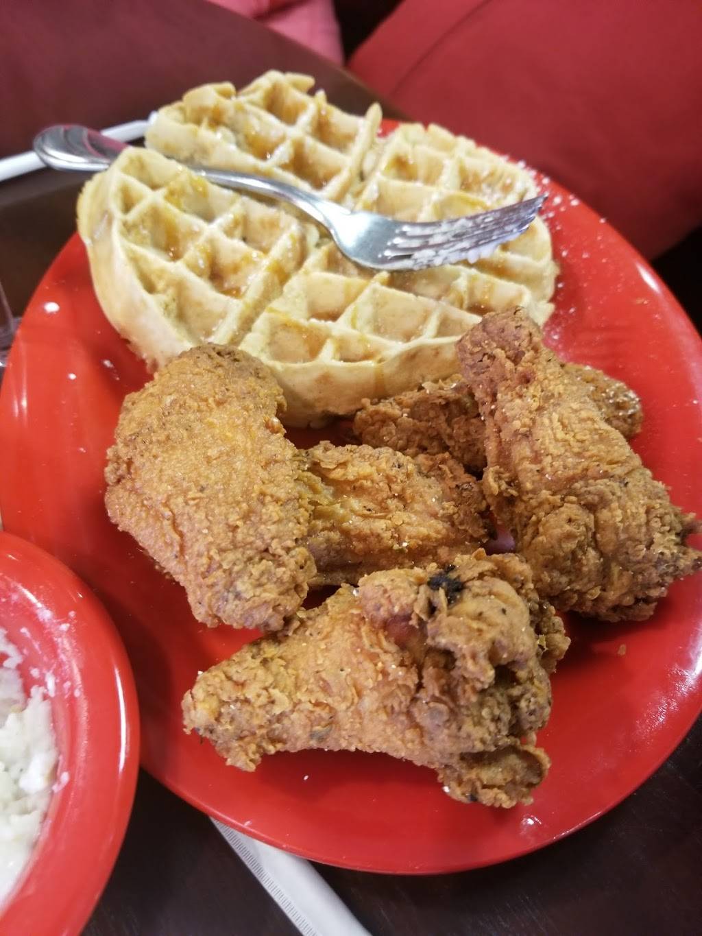 Esthers Signature Dish | restaurant | 1102 Pinemont Dr suite a-1, Houston, TX 77018, USA | 8325168818 OR +1 832-516-8818