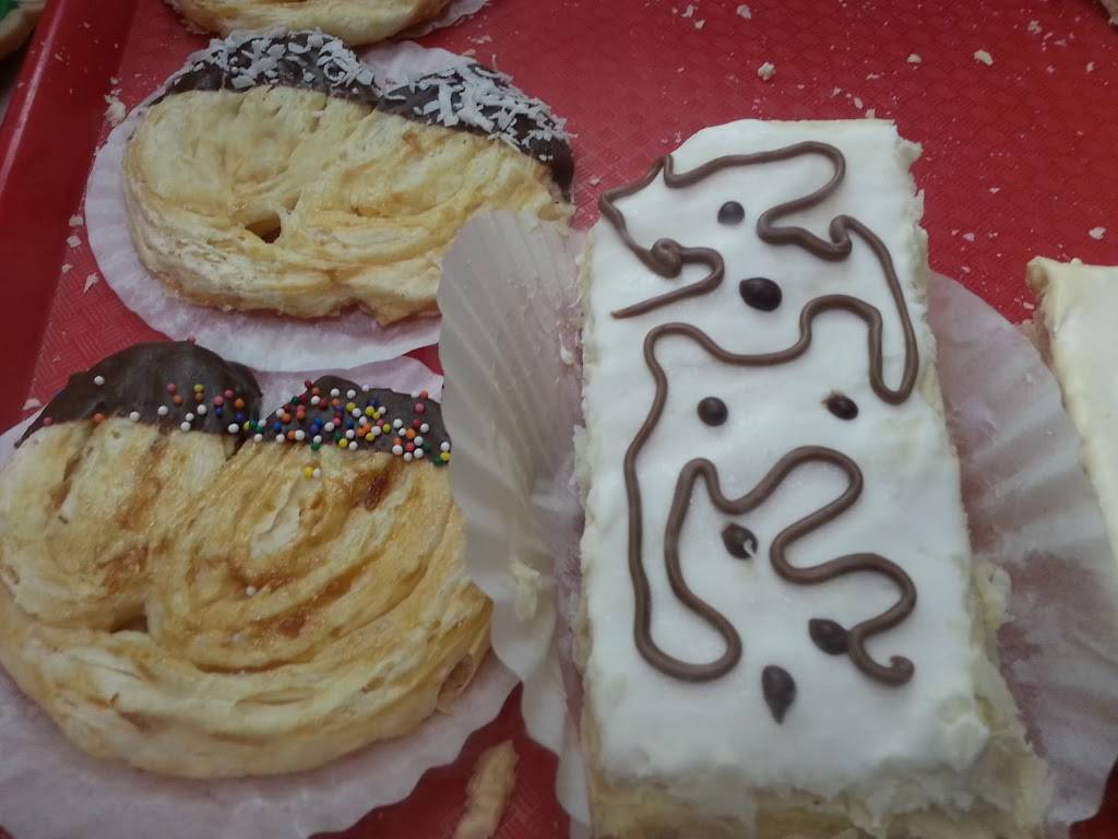 Love Bakery | restaurant | 32-13 Junction Blvd, East Elmhurst, NY 11369, USA | 7184128238 OR +1 718-412-8238