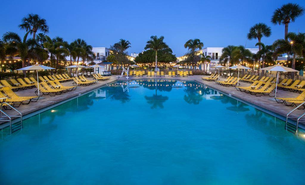 Postcard Inn On The Beach | restaurant | 6300 Gulf Blvd, St Pete Beach, FL 33706, USA | 8002378918 OR +1 800-237-8918