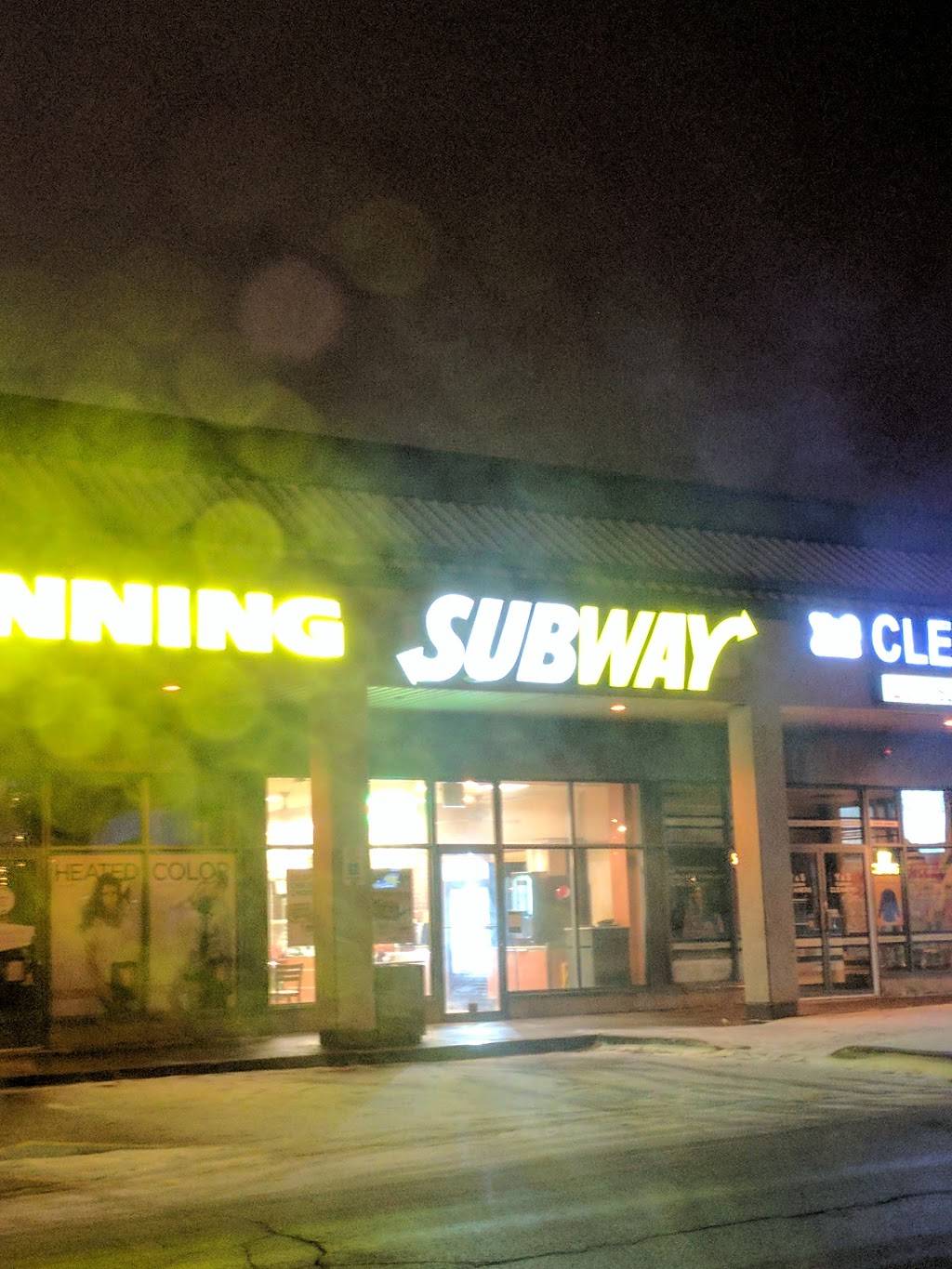 Subway | meal takeaway | 10909 Yonge St Unit #49, Richmond Hill, ON L4C 3E3, Canada | 9057705913 OR +1 905-770-5913