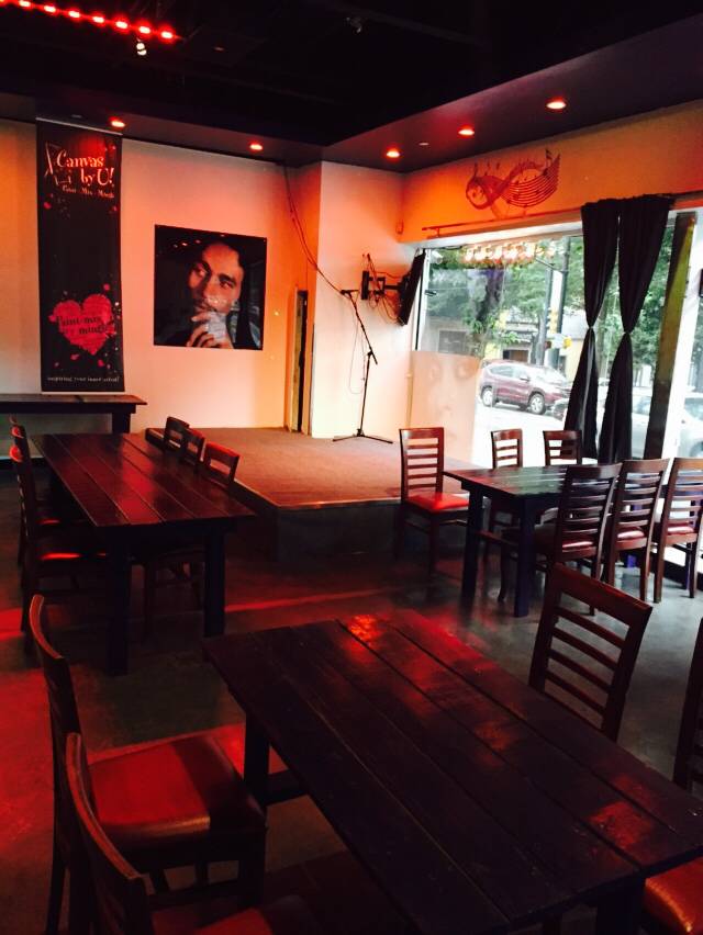 Crazy ATLanta Travel BAR, Street Food & Event Venue | restaurant | 182 Courtland St NE, Atlanta, GA 30303, USA | 4049753343 OR +1 404-975-3343