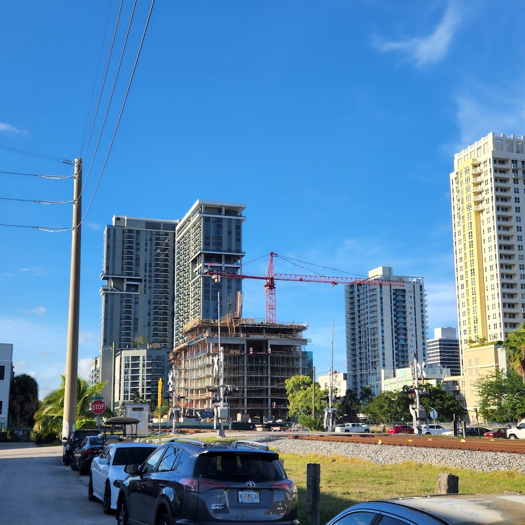 The Fitz Bar & Lounge | restaurant | 503 SW 2nd Ave, Fort Lauderdale, FL 33301, USA | 9542248022 OR +1 954-224-8022