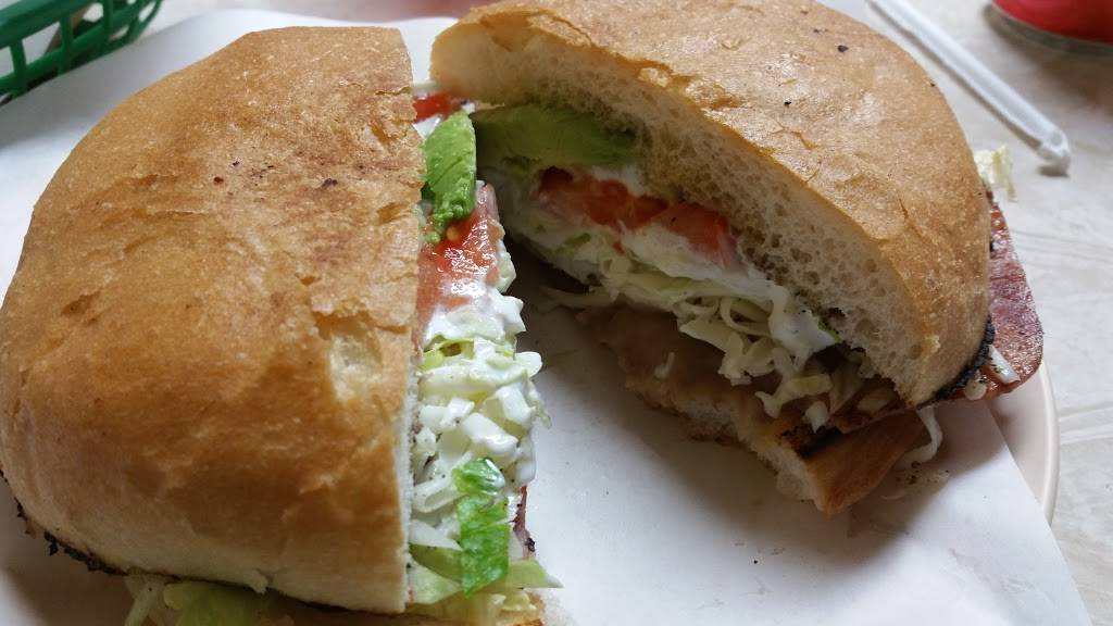 Taqueria Huentitan Restaurant | restaurant | 4019 W North Ave, Chicago, IL 60639, USA | 7732760768 OR +1 773-276-0768