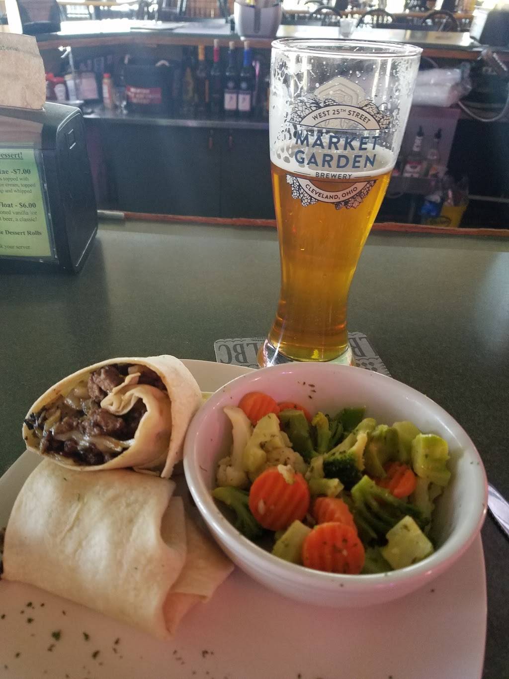 Stadium Grill | restaurant | 8330 Tyler Blvd, Mentor, OH 44060, USA | 4402054745 OR +1 440-205-4745