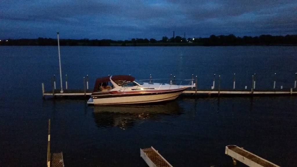 Turners Port of Call | restaurant | 997 E River Rd, Grand Island, NY 14072, USA | 7167731114 OR +1 716-773-1114