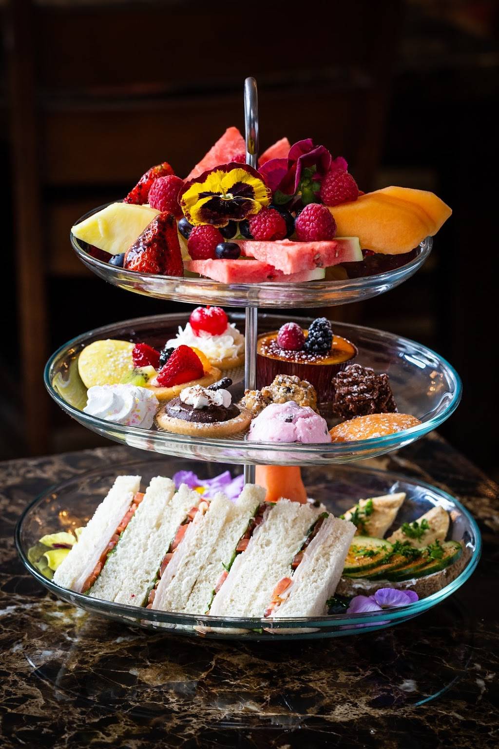 W Cafe & Restaurant | cafe | 1703 Westcliff Dr, Newport Beach, CA 92660, USA | 9498735242 OR +1 949-873-5242